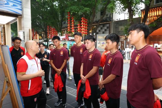 成人av先锋影音