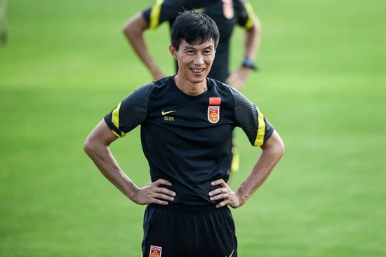 美女的尿口免费视频